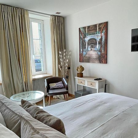 Le Cinquante Quatre Apartment Perroy ภายนอก รูปภาพ