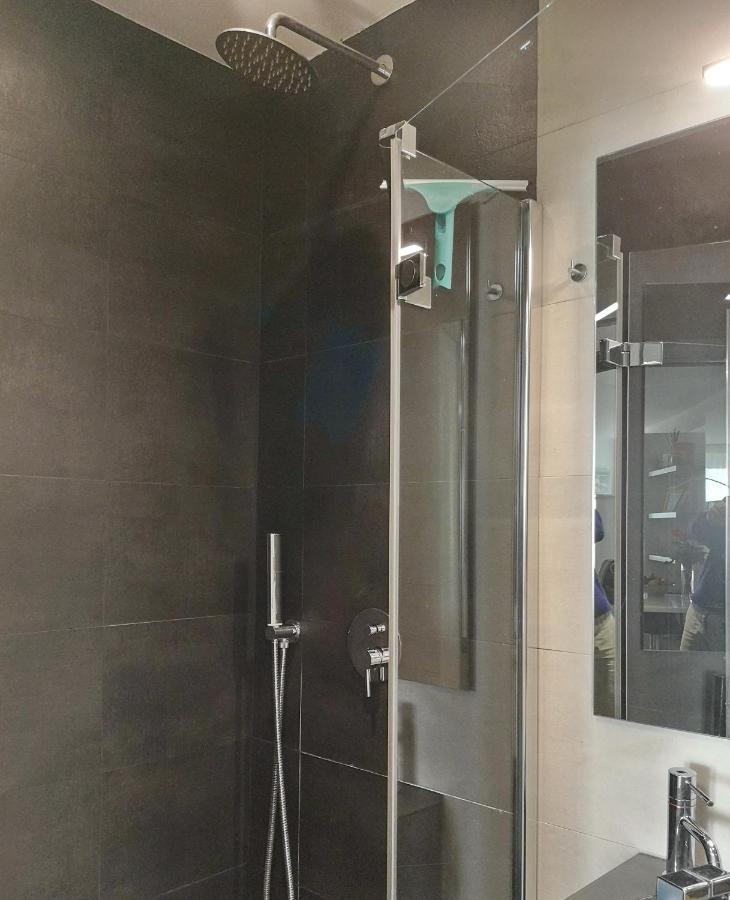 Le Cinquante Quatre Apartment Perroy ภายนอก รูปภาพ